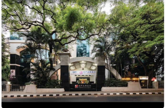 Sparsh Hospital, Infantry Road building